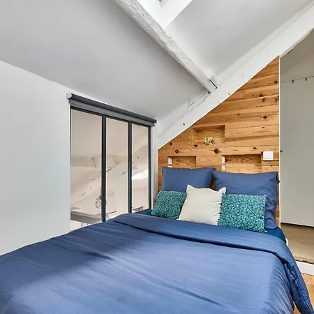 Bastille Avec Mezzanine Par Meyagency Сasa de vacaciones París