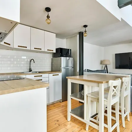 Bastille 12th With Mezzanine Managed By Mey Agency *