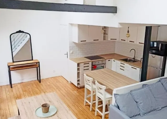 Duplex Metro 158 Direct Louvre Access 펜션 *